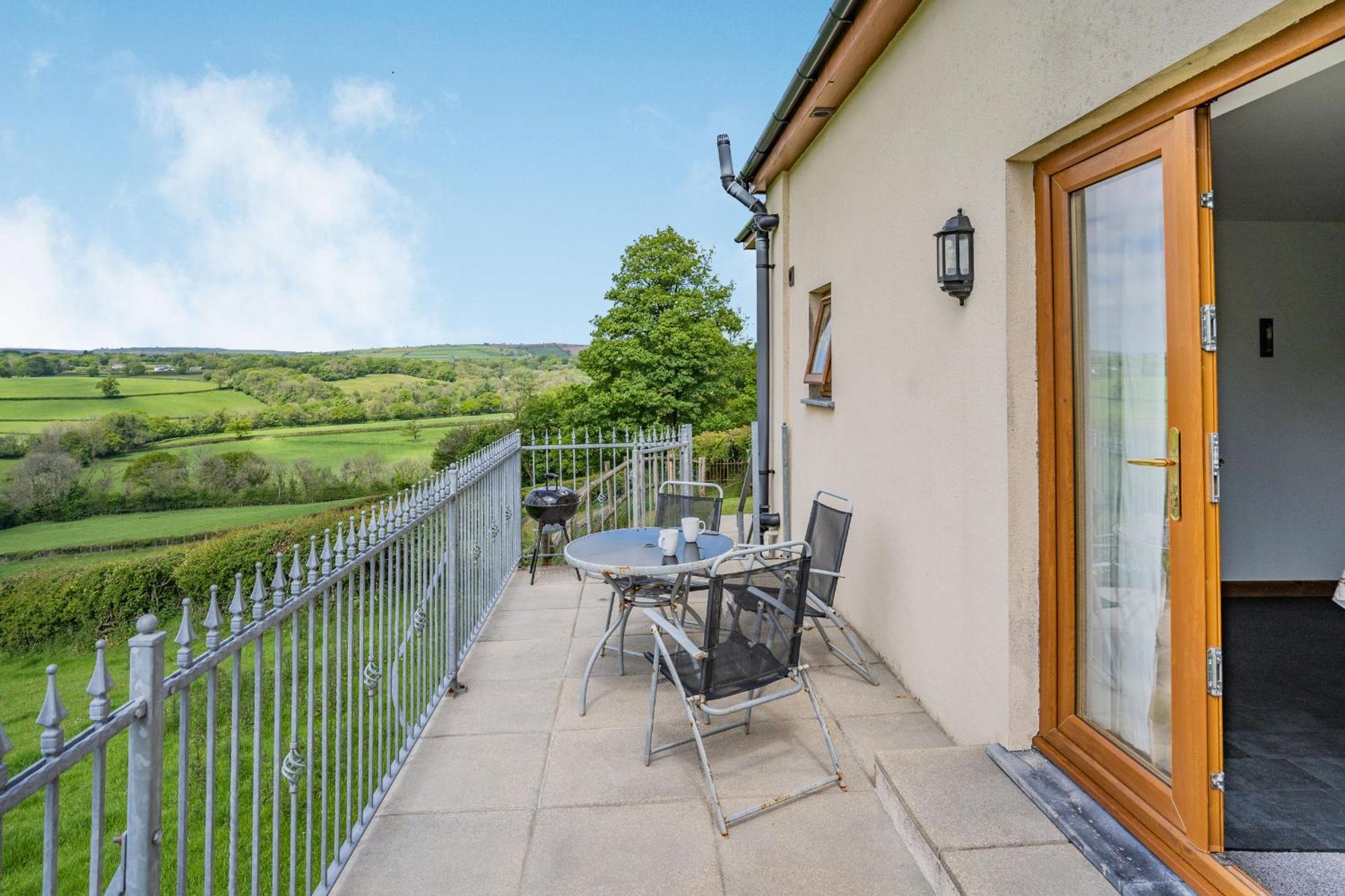 Bwthyn-Y-Rhiw Villa Hoel-galed Exterior photo